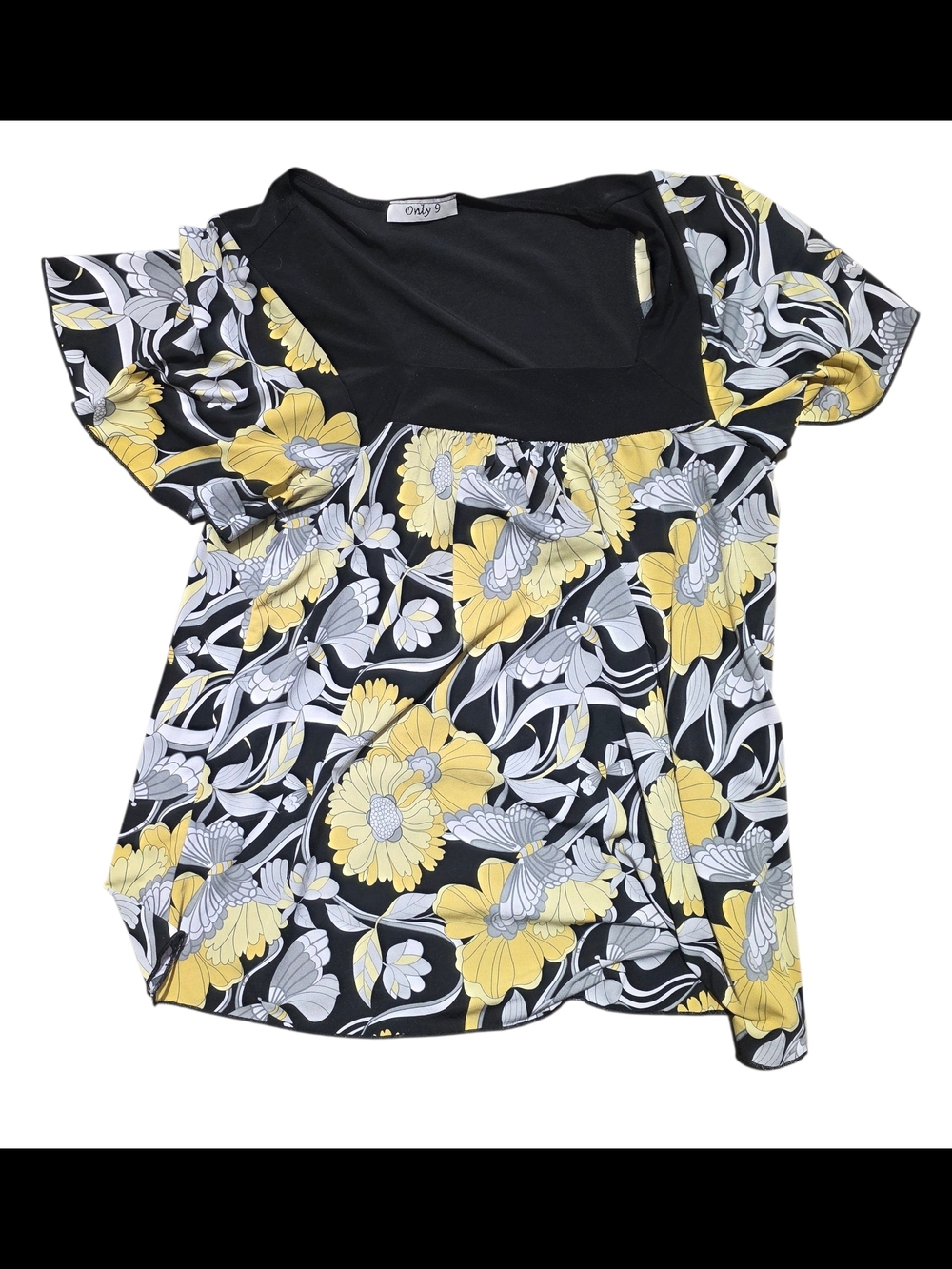 Only Floral Square-Neck Blouse in Black and Yellow